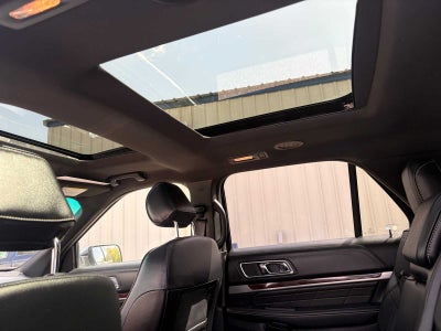2017 Ford Explorer Platinum