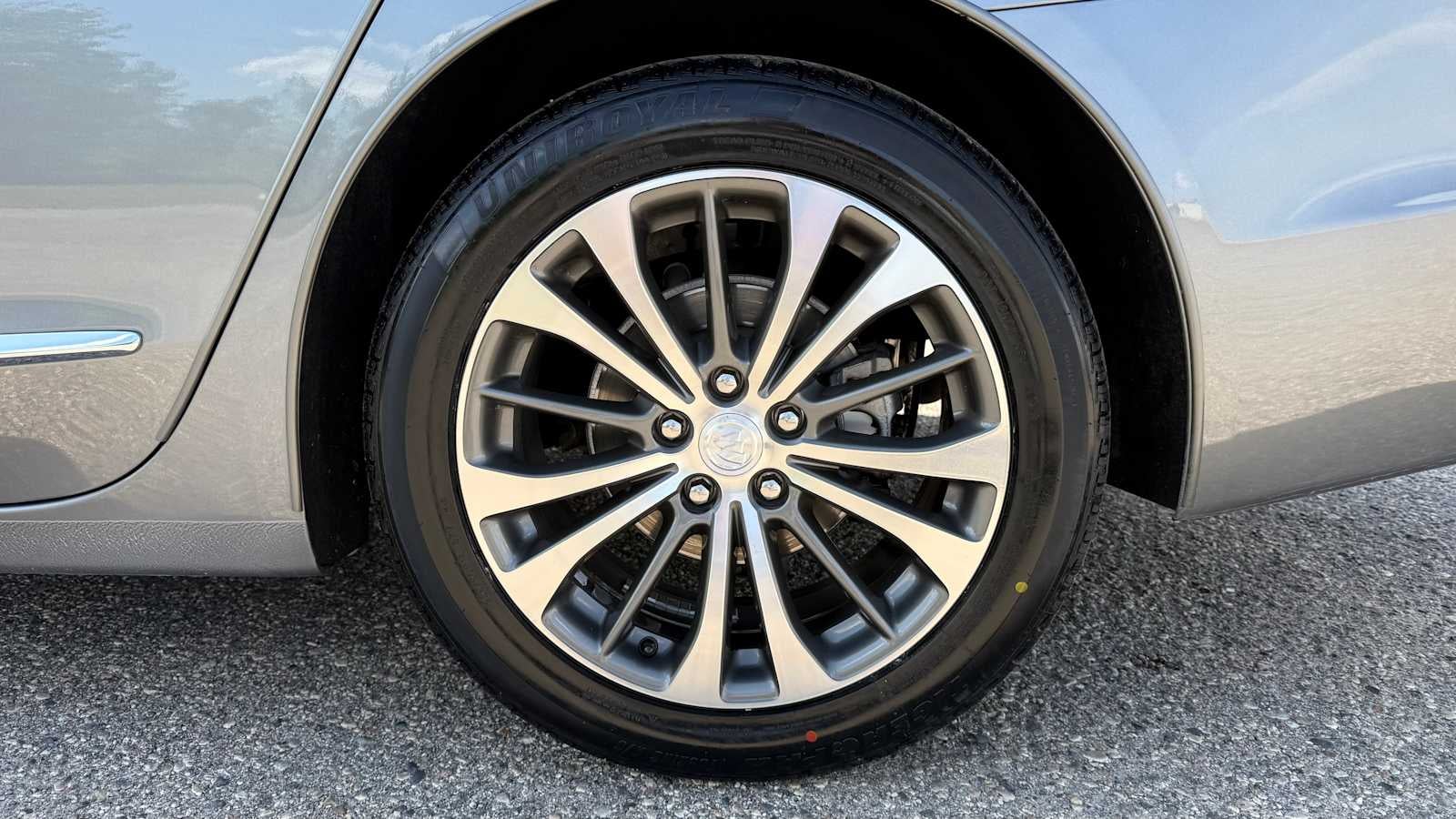 2019 Buick LaCrosse Premium