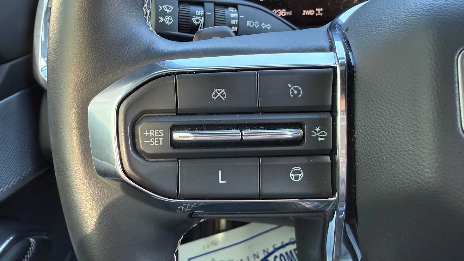 2024 GMC Acadia Denali