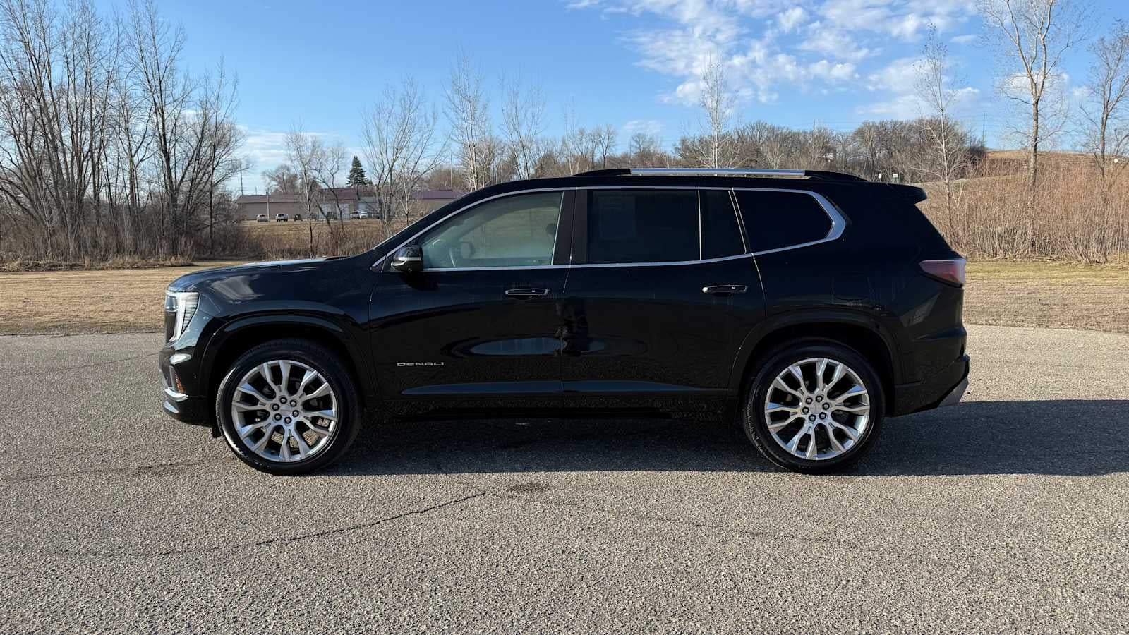 2024 GMC Acadia Denali