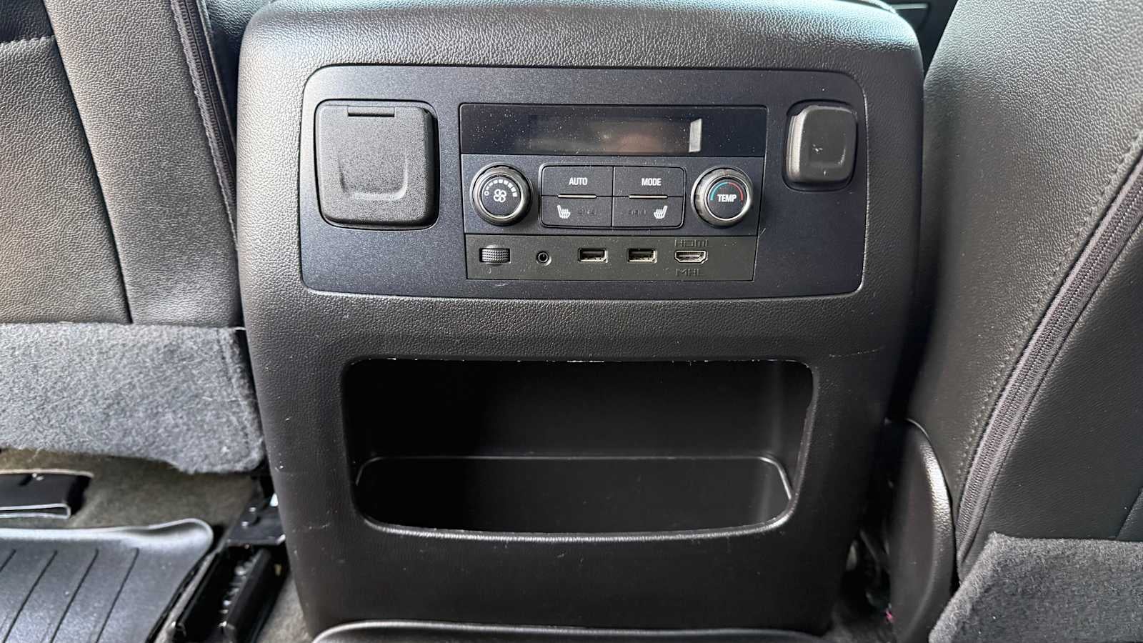 2018 GMC Yukon XL SLT