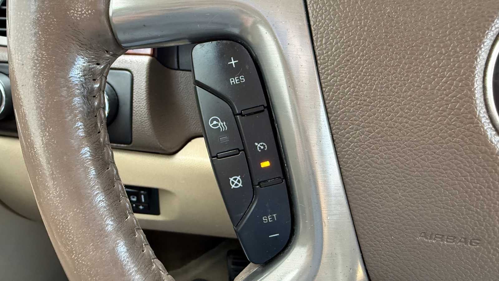 2013 GMC Yukon XL SLT
