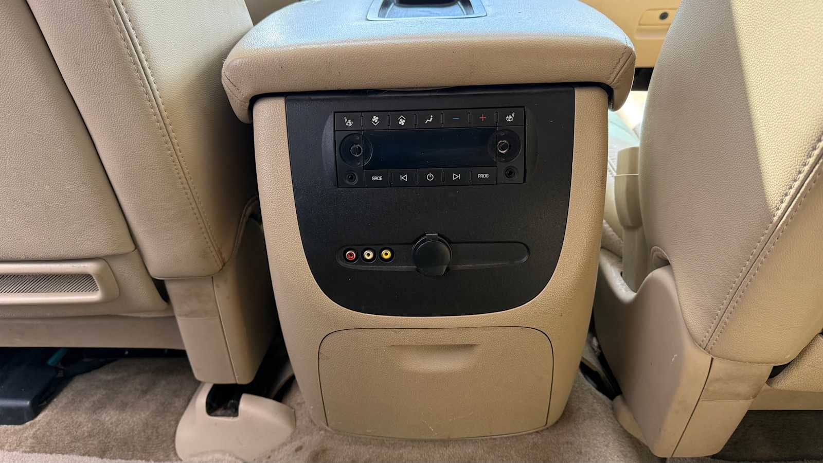 2013 GMC Yukon XL SLT