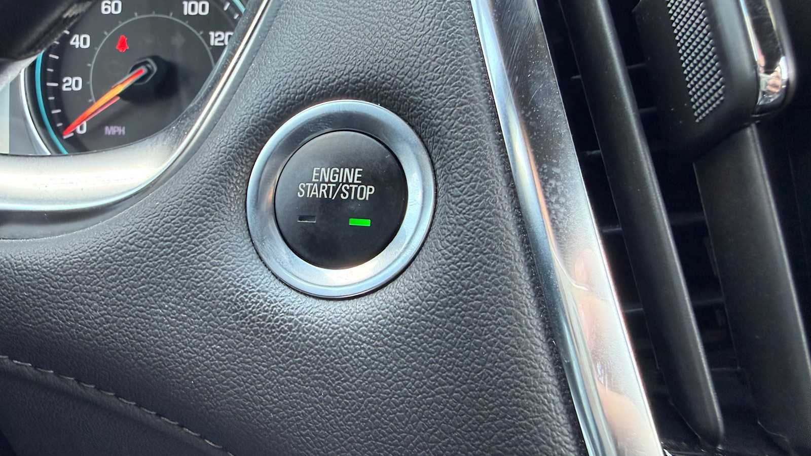 2024 Chevrolet Traverse Limited LT Cloth