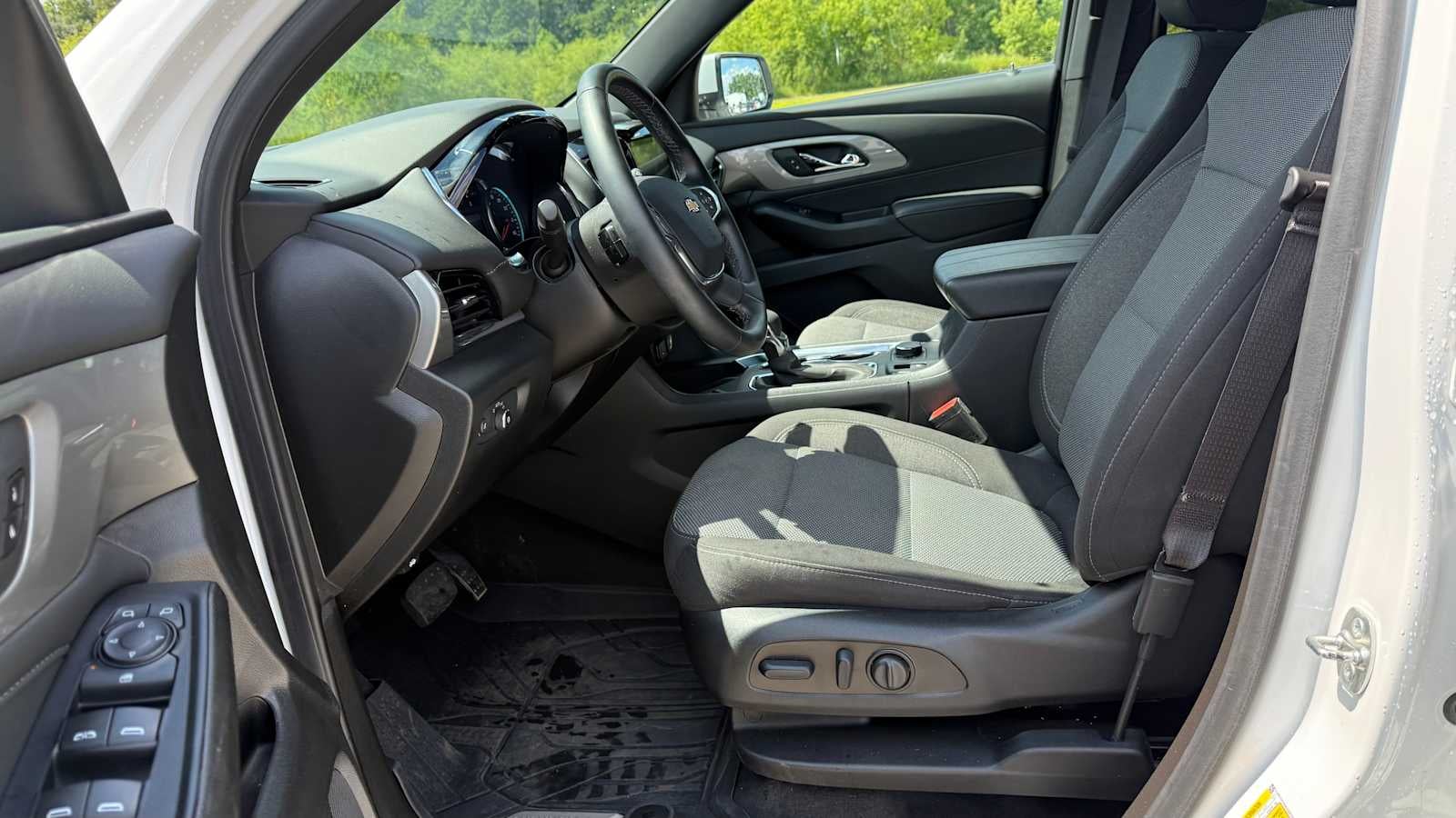 2024 Chevrolet Traverse Limited LT Cloth