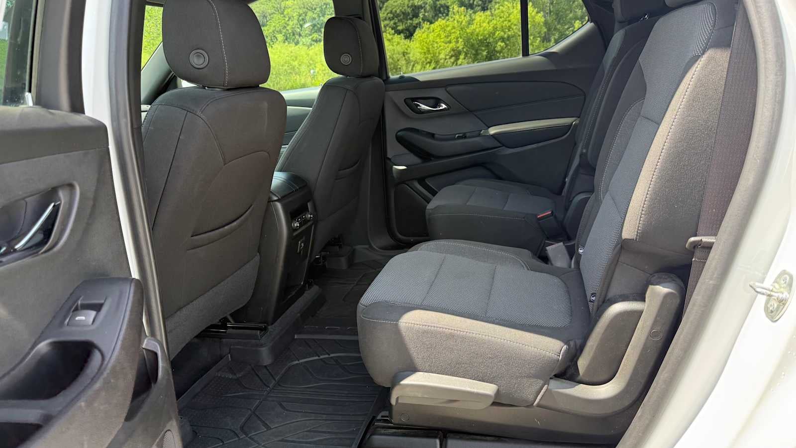 2024 Chevrolet Traverse Limited LT Cloth