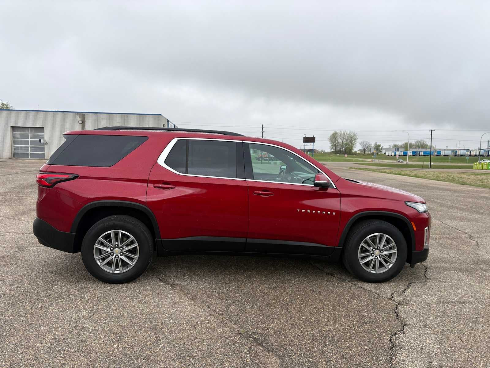 2023 Chevrolet Traverse LT Cloth