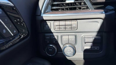 2025 Chevrolet Suburban LT