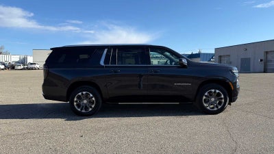 2025 Chevrolet Suburban LT