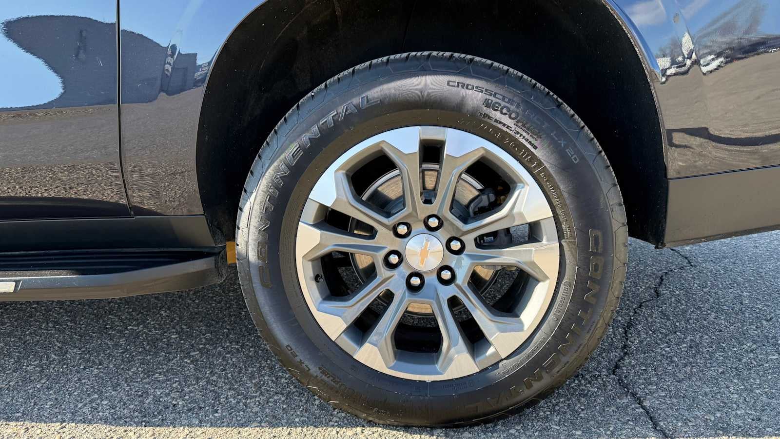 2025 Chevrolet Suburban LT