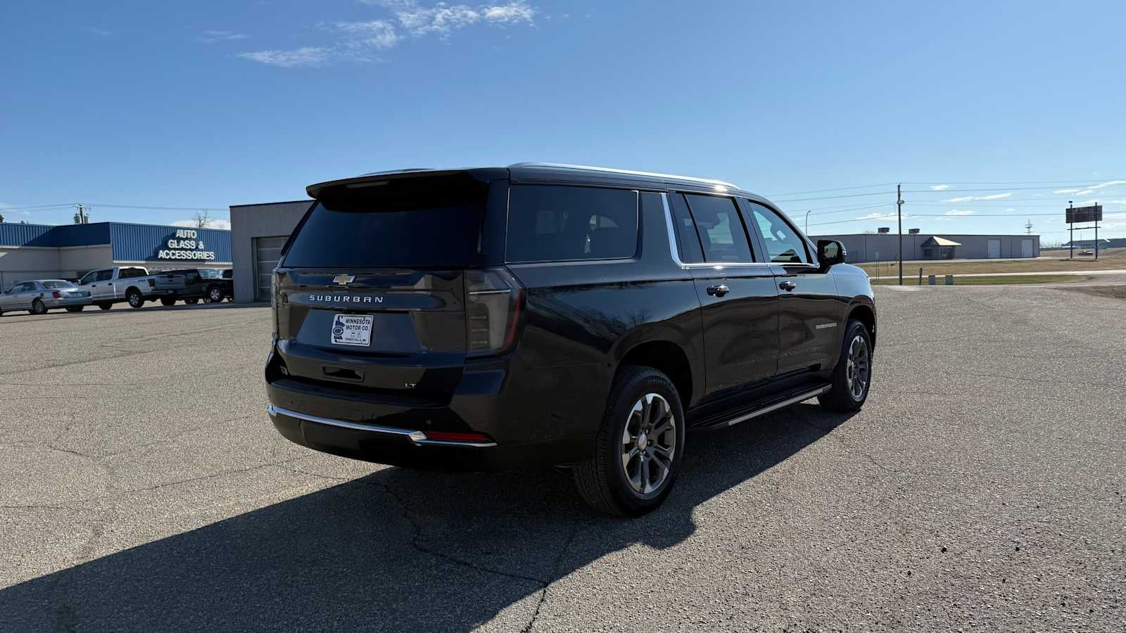 2025 Chevrolet Suburban LT