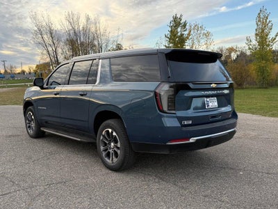 2025 Chevrolet Suburban LT
