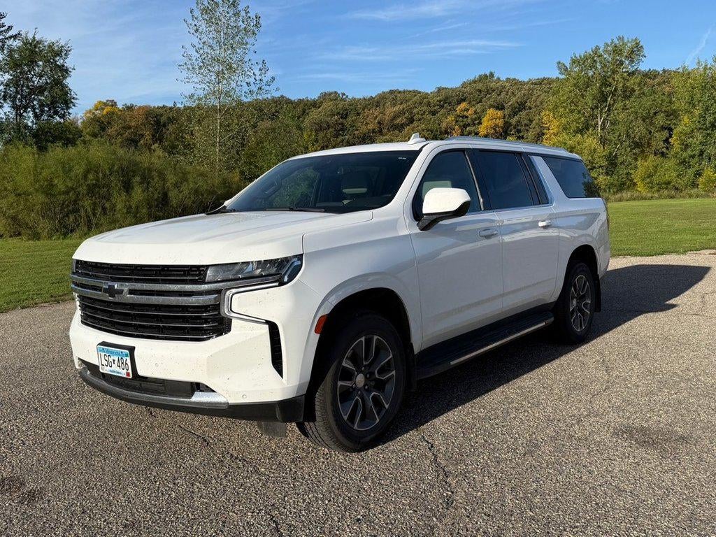 2023 Chevrolet Suburban LT