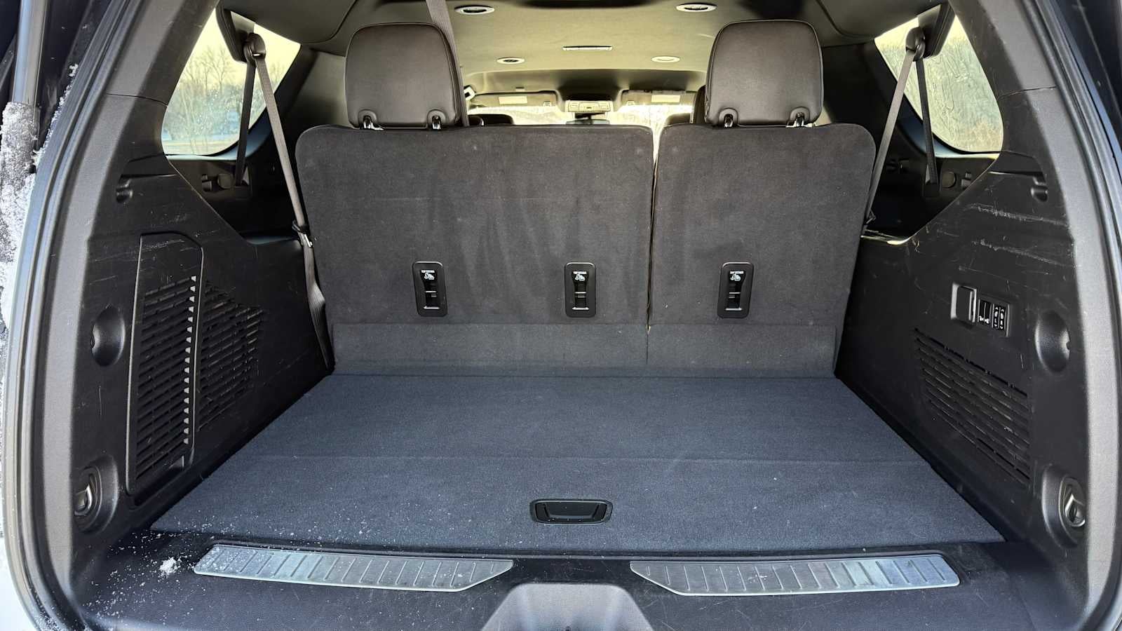 2024 Chevrolet Suburban RST