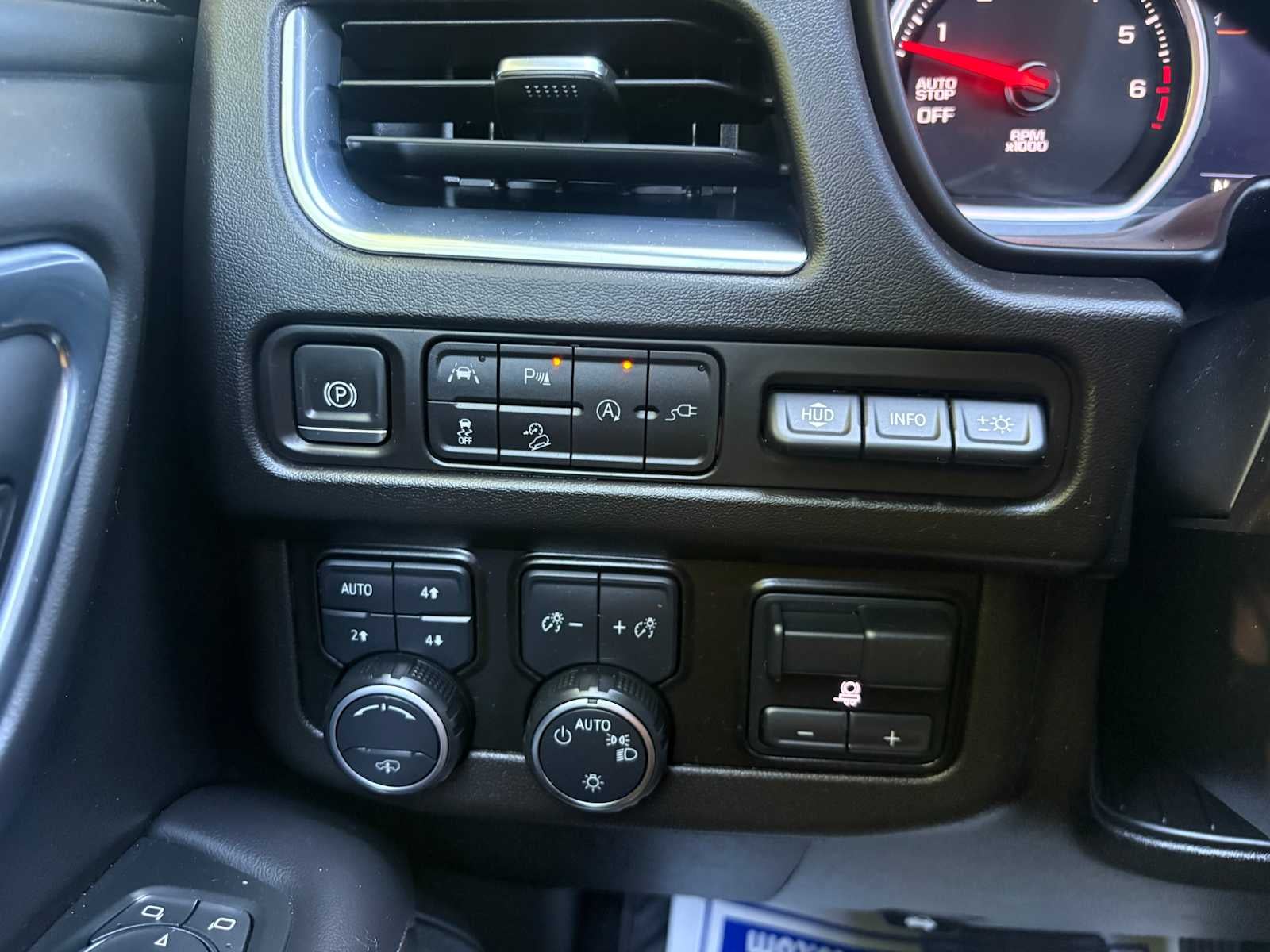 2021 Chevrolet Suburban High Country