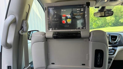 2020 Chrysler Pacifica Touring L Plus