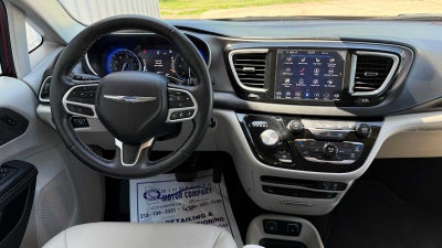 2020 Chrysler Pacifica Touring L Plus
