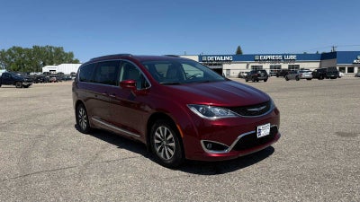 2020 Chrysler Pacifica Touring L Plus