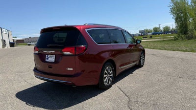 2020 Chrysler Pacifica Touring L Plus