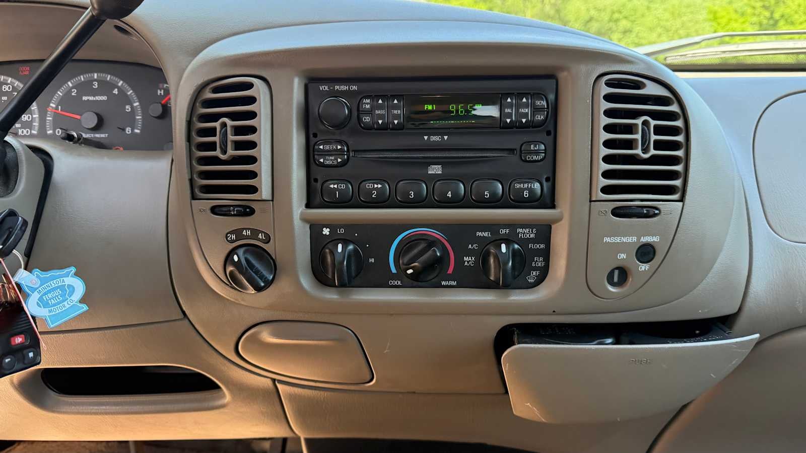2004 Ford F-150 Heritage XL