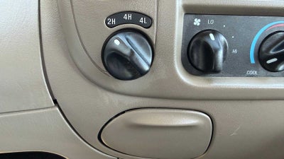2004 Ford F-150 Heritage XL