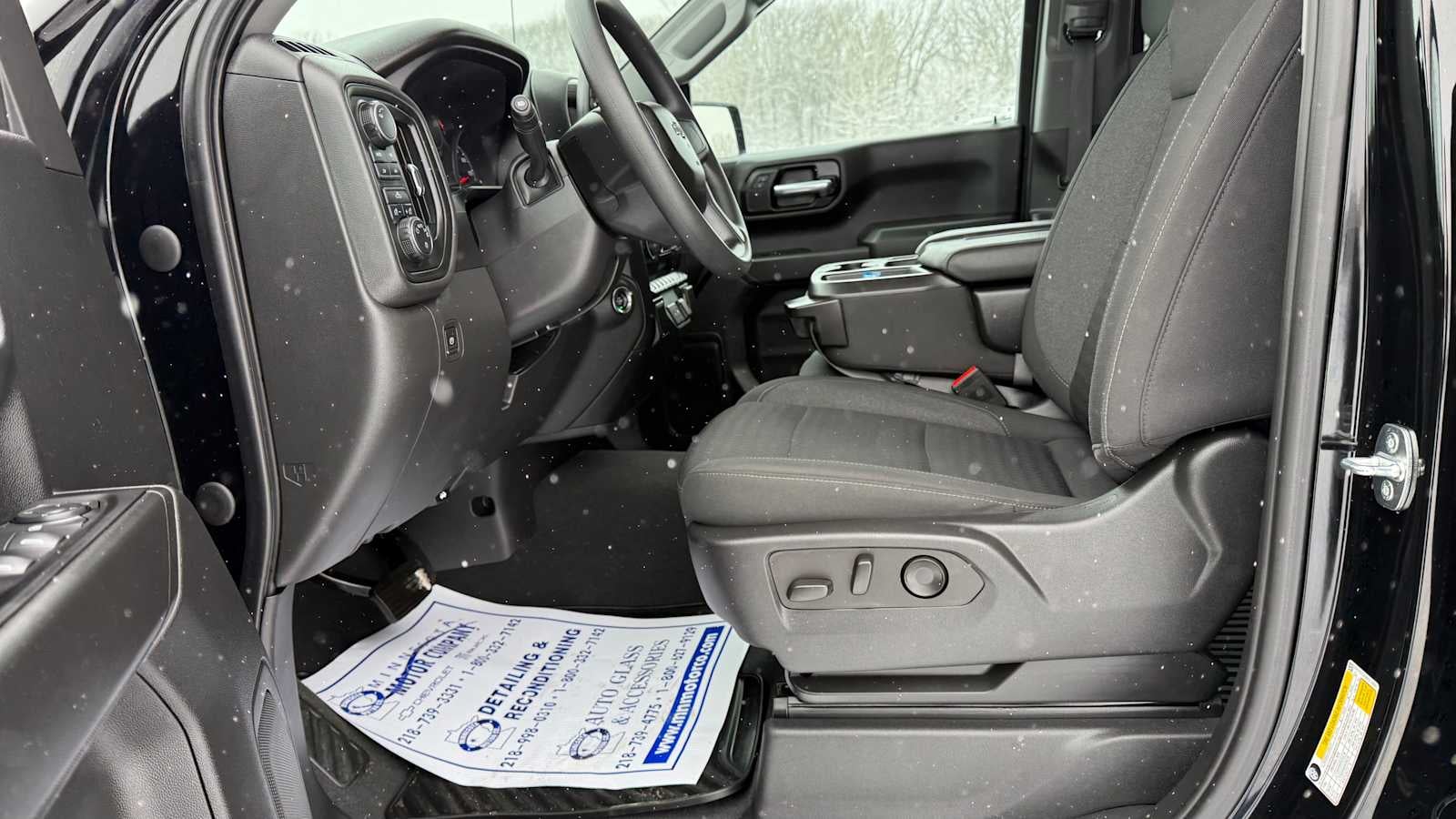 2023 Chevrolet Silverado 1500 Custom Trail Boss