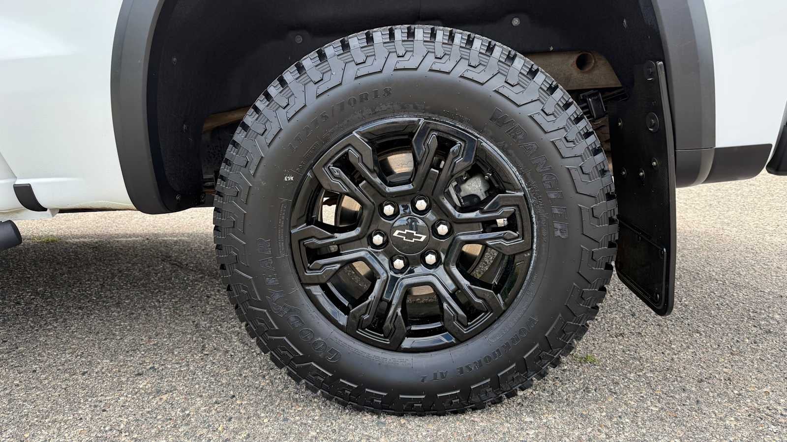2024 Chevrolet Silverado 1500 ZR2