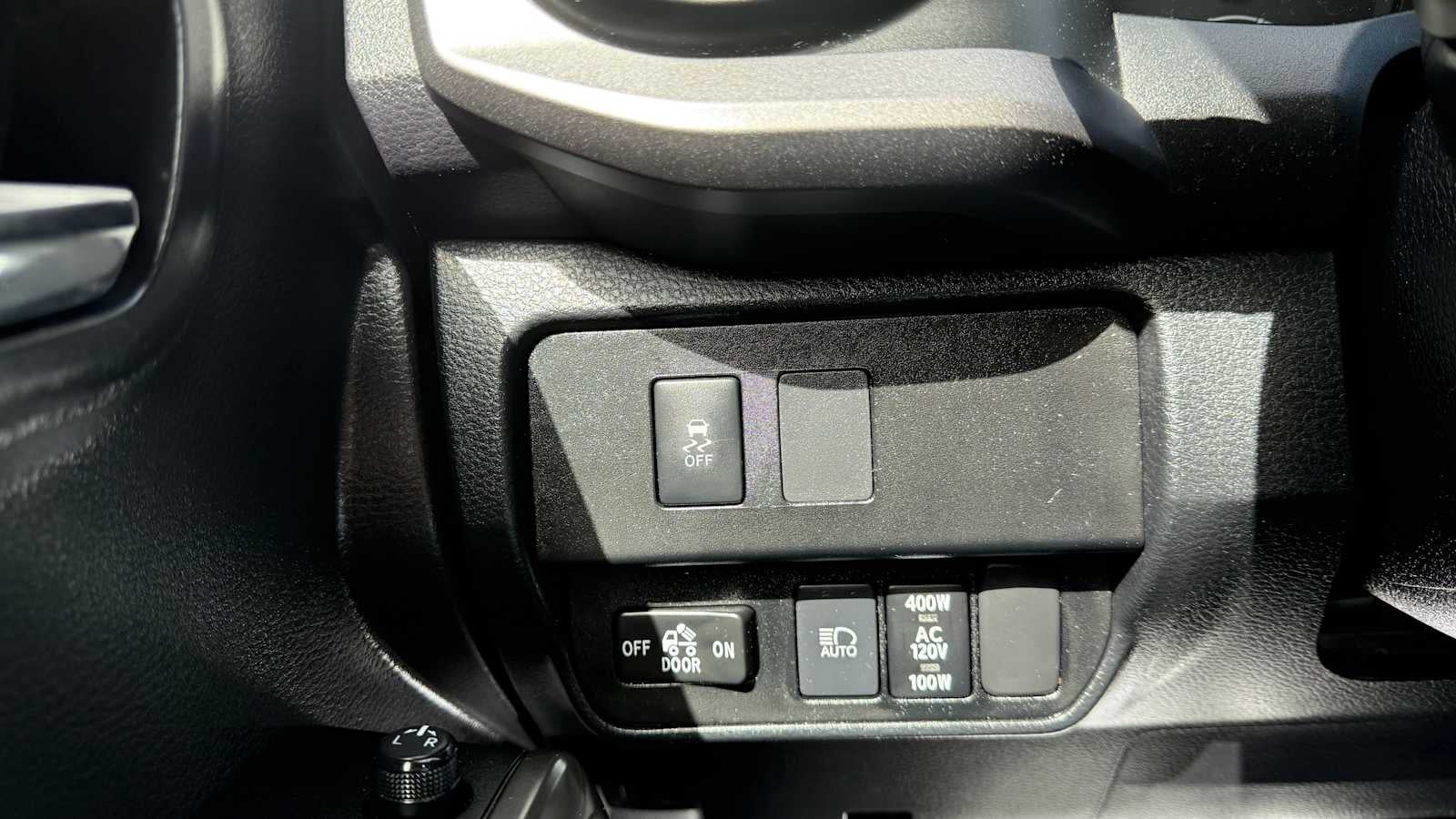2022 Toyota Tacoma 4WD SR5