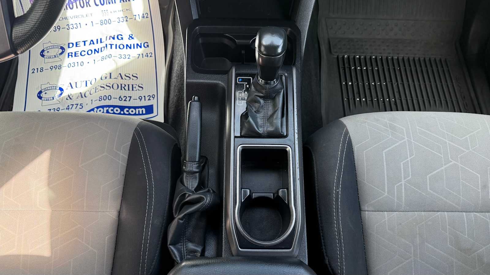 2022 Toyota Tacoma 4WD SR5