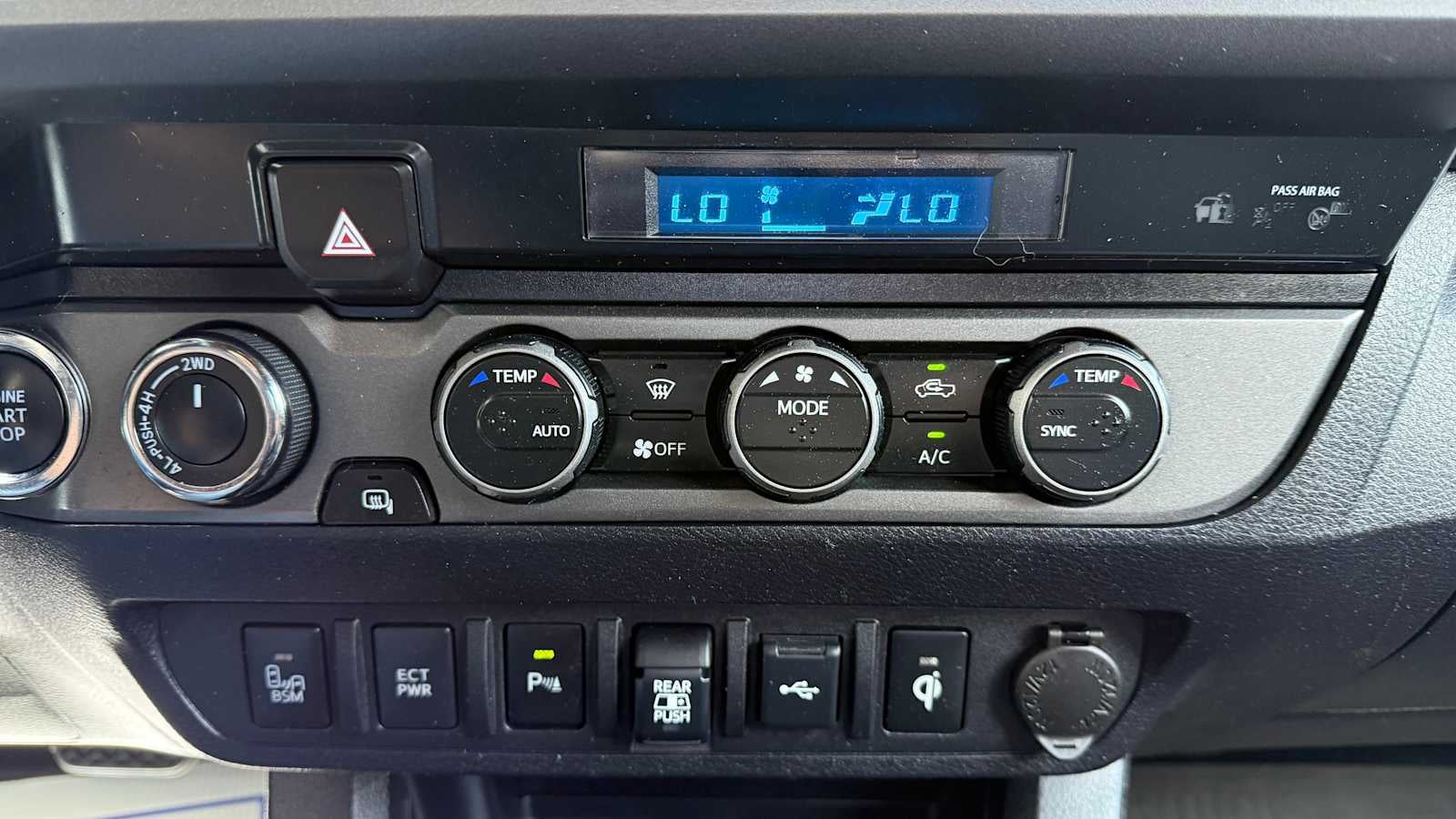 2022 Toyota Tacoma 4WD SR5