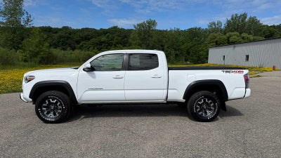 2022 Toyota Tacoma 4WD SR5