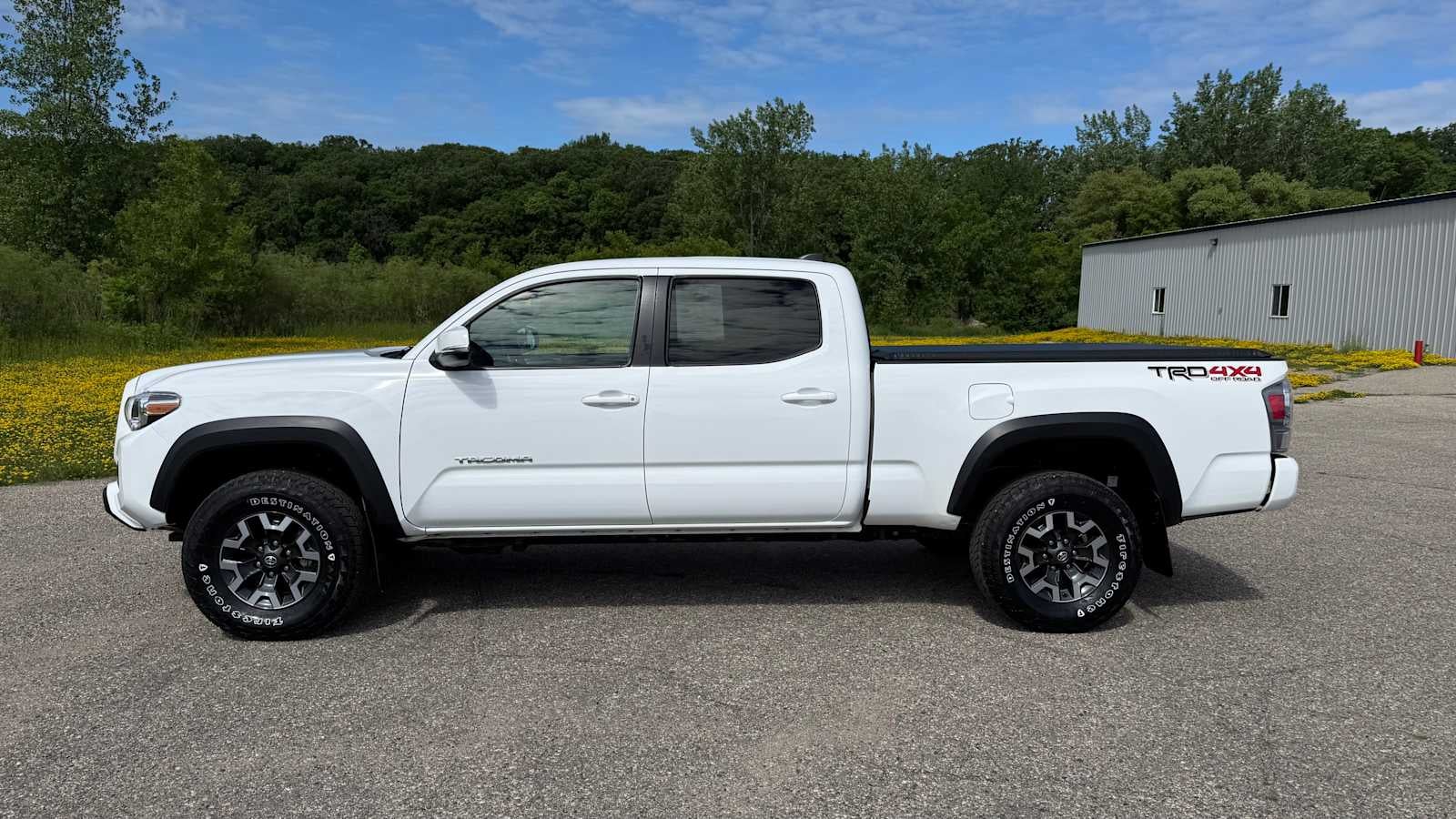 2022 Toyota Tacoma 4WD SR5