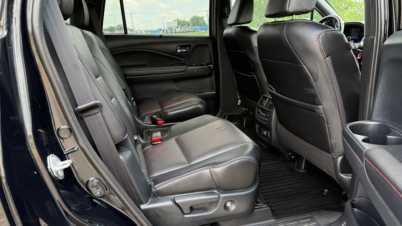 2022 Honda Pilot Black Edition