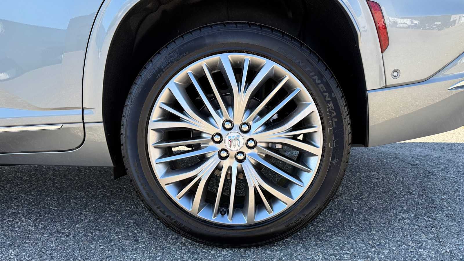2027 Buick Enclave Avenir