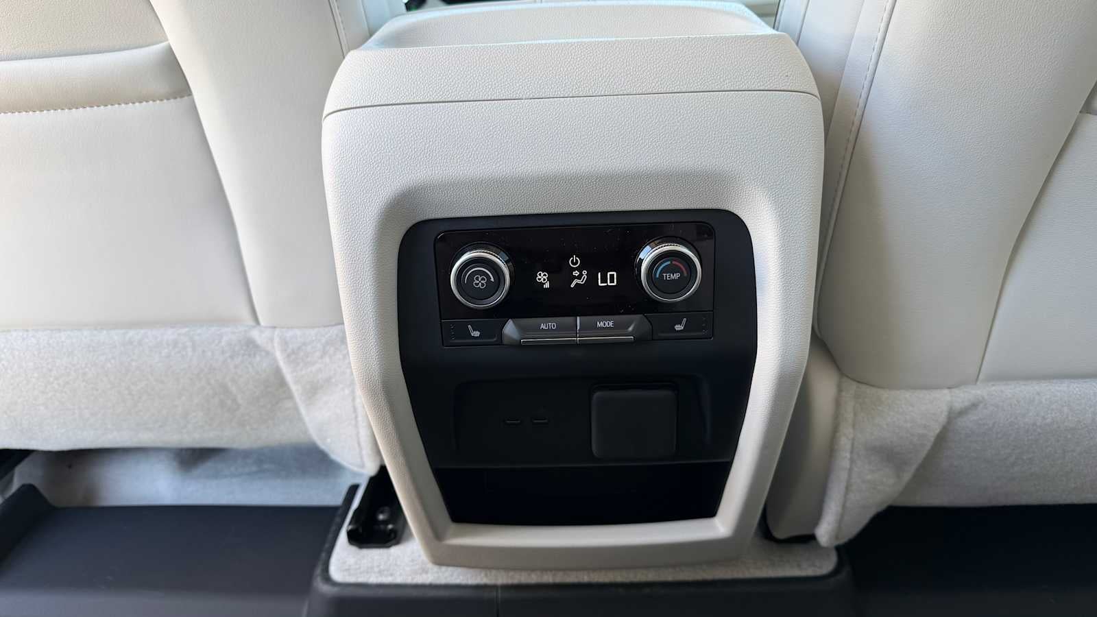 2027 Buick Enclave Avenir