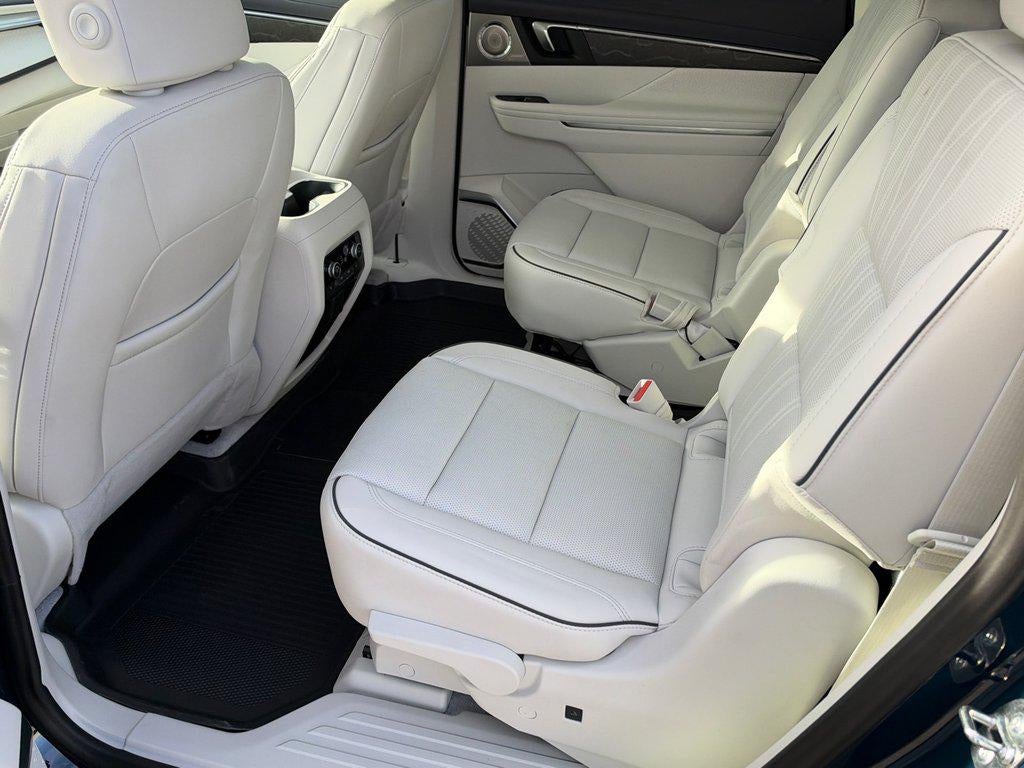 2027 Buick Enclave Avenir