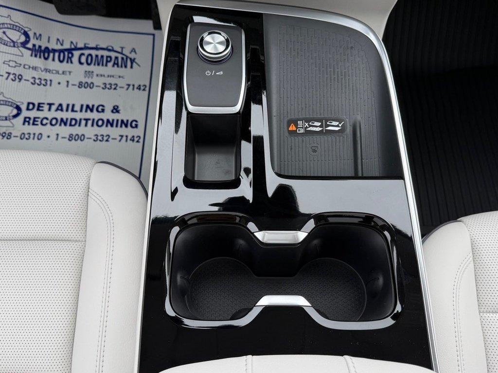 2027 Buick Enclave Avenir